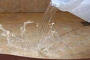 河津漏水维修 免砸砖防水材料该如何施工